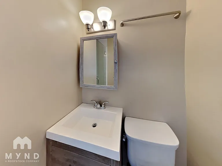 1645 Brantford Dr — Photo 19