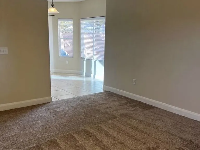 1058 S Red River Rd — Photo 10