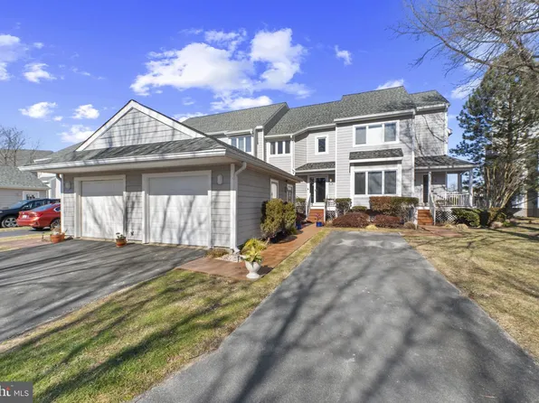 902 Oyster Cove Dr, Grasonville, MD 21638