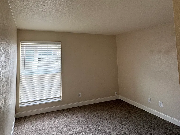 3485 Rebecca Ln #G — Photo 9