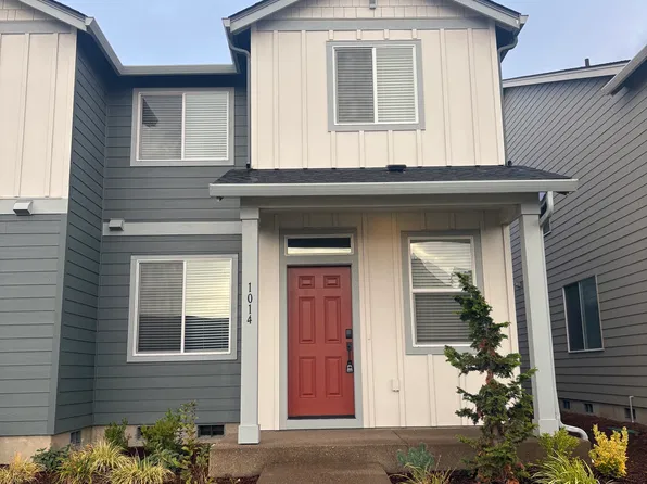 1014 Drake Ln, Woodburn, OR