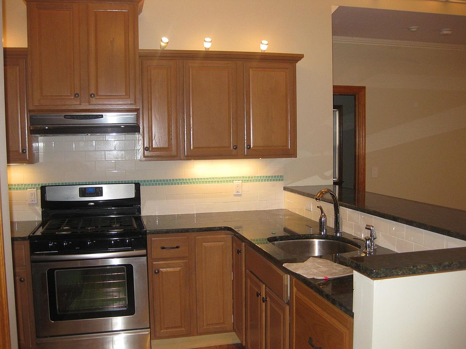 2nd image of 54 Summer St APT 1