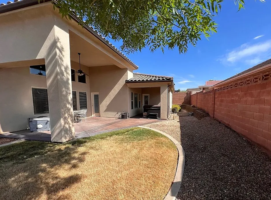 4 bed, 2498 sqft, $2,850 — Photo 3