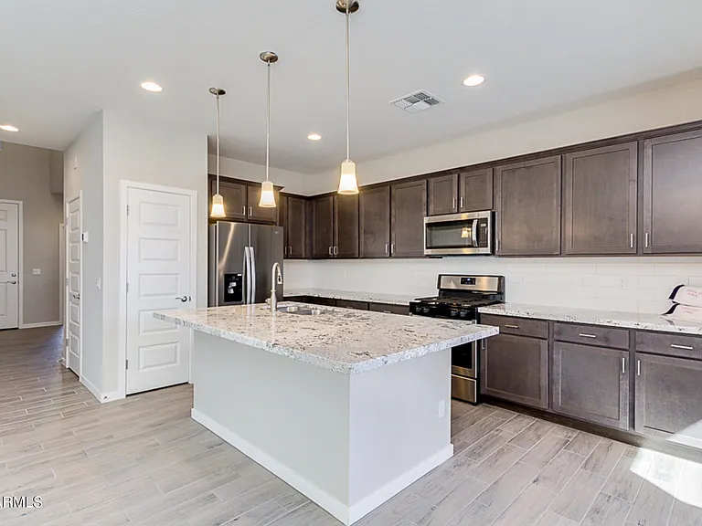 4737 E Barbarita Ave — Photo 4