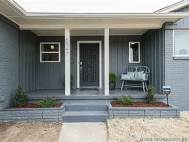 6547 E 26th Ct — Photo 2
