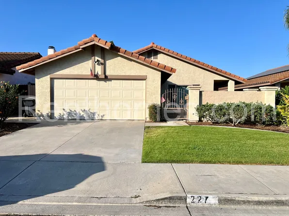 227 Ocotillo Pl, Oceanside, CA 92057