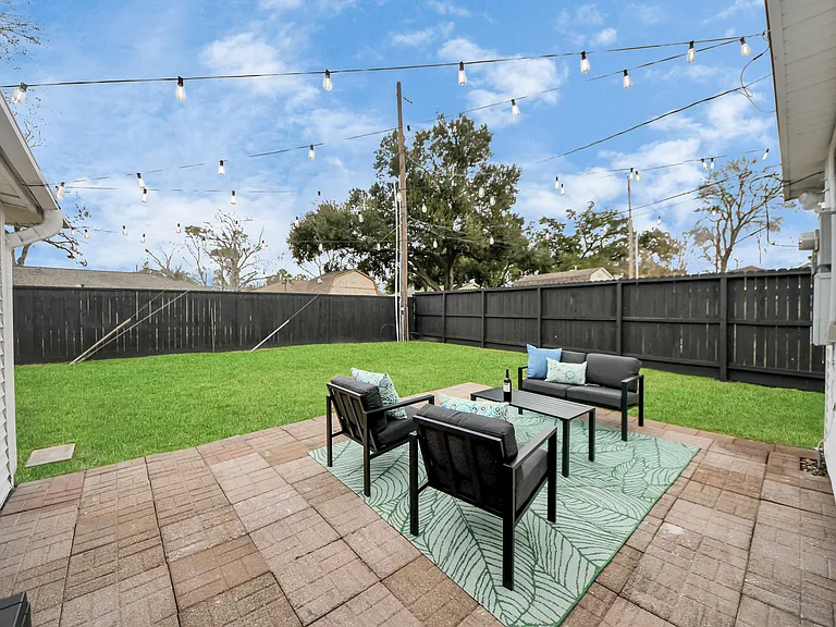 Woodcrest Dr — Photo 44