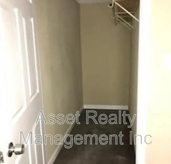 610 Lester Rd #5 — Photo 8