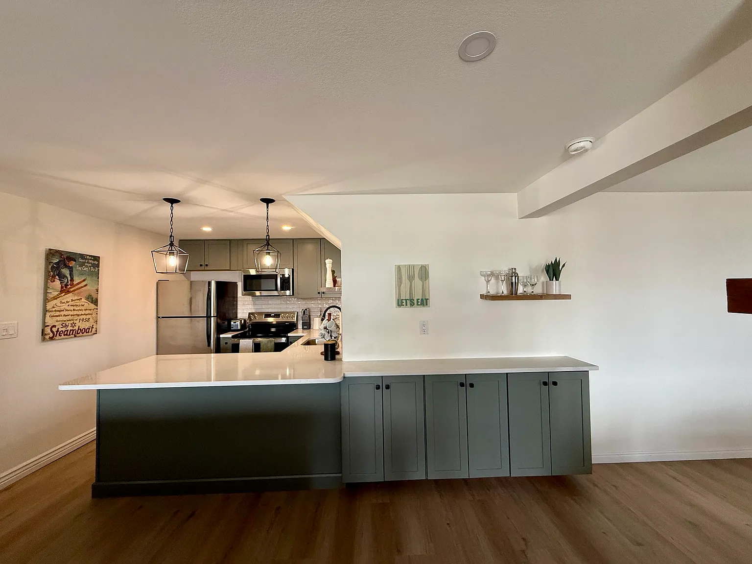 2 bed, 1800 sqft, $2,900 — Photo 3