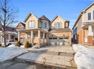 879 Etherington Way, Milton, ON L9T 0Z3