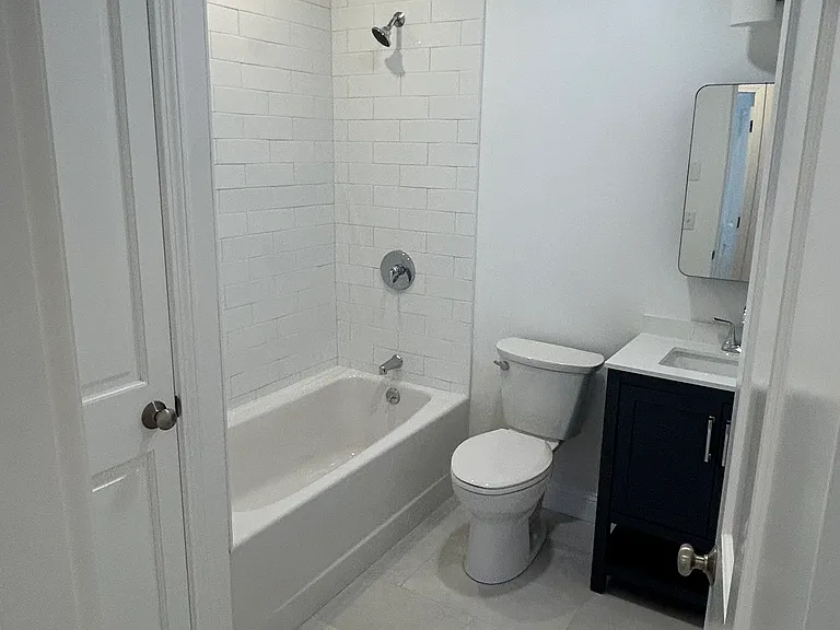 Unit 7 2 Bed Apt