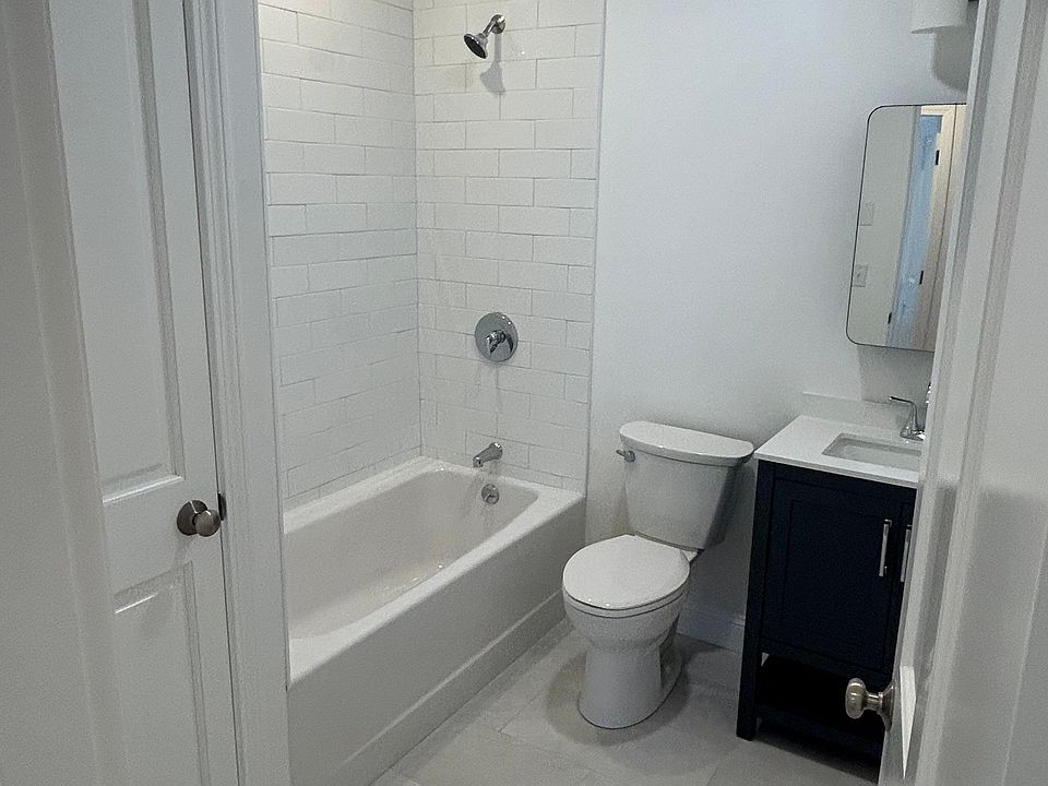 Unit 7 2 Bed Apt