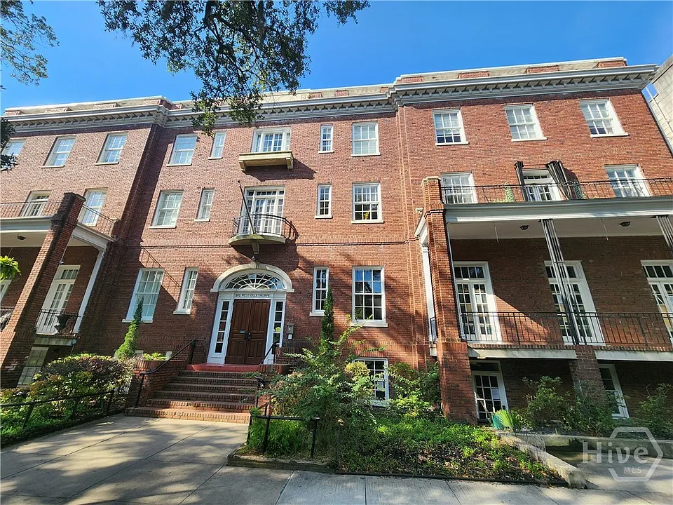 101 W Oglethorpe Ave #407