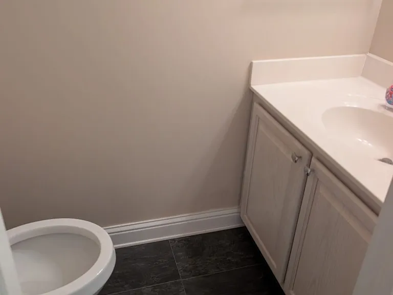 2223 Oak Hill Village Ln — Photo 4