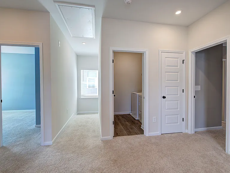 401 Perth Dr — Photo 24