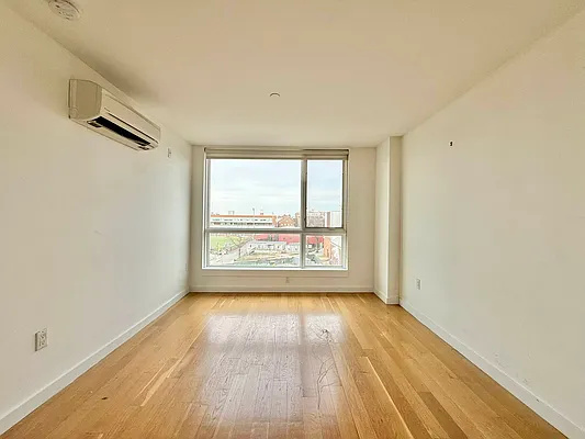 Rented by ERNY LLC | media 6