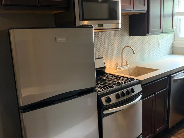 302 S Negley Ave APT 5, Pittsburgh, PA 15232
