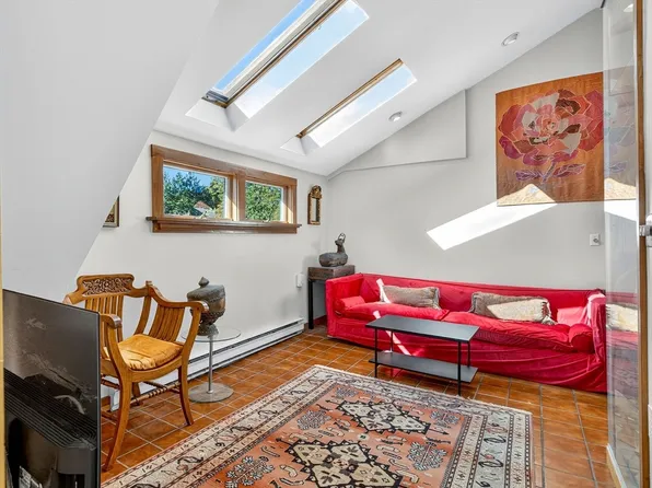 20 Beech St, Cambridge, MA 02140