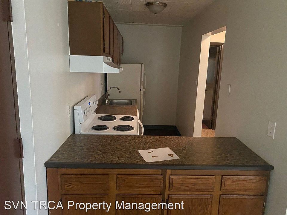 1st image of 634 Southcrest Dr APT 3