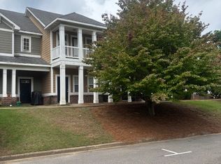 1957 Wire Rd #12, Auburn, AL 36832