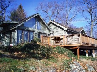 28 Gifford Rd, Hewitt, NJ 07421