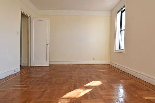 Rented by Zuz Realty | media 6