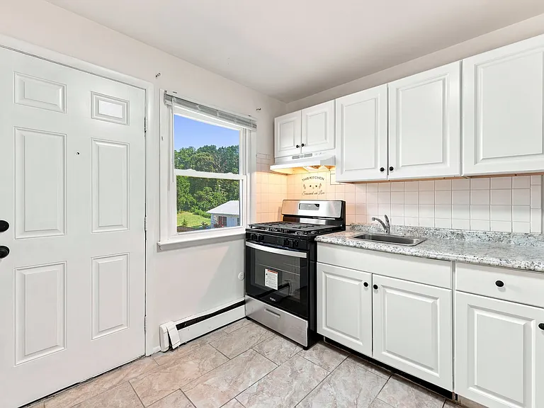 805 W New York Ave — Photo 13