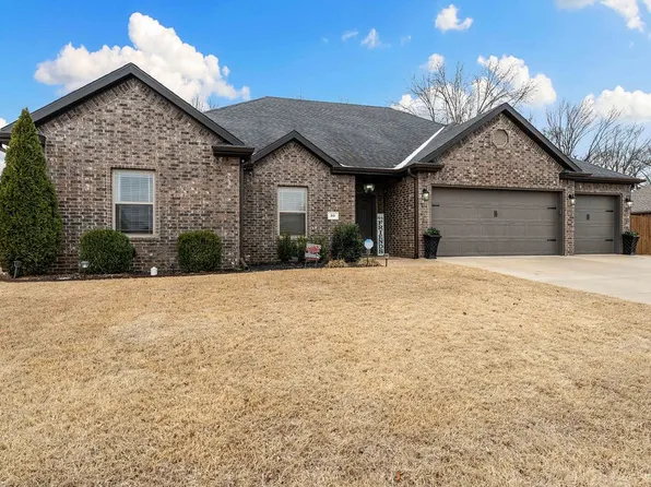 516 E Hayes St, Pea Ridge, AR 72751