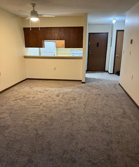 201 Central Ave S #6 — Photo 8