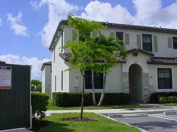 2nd image of 11880 SW 245th Ter