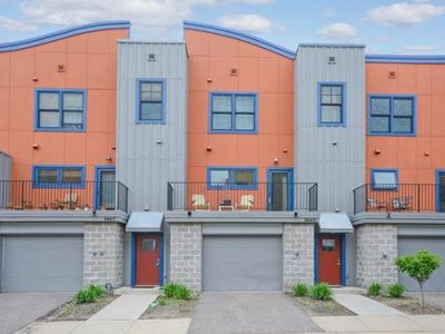 566 State St APT D, Saint Paul, MN, 55107