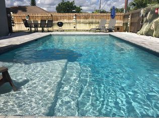 596 109th Ave N, Naples, FL 34108