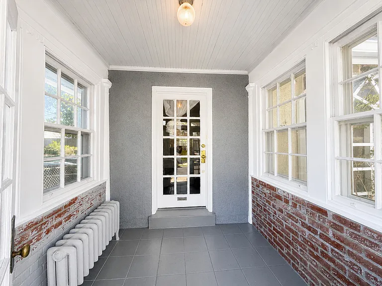 24 Chestnut Ave — Photo 27