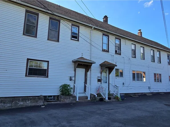 30 Kane St, Lackawanna, NY 14218