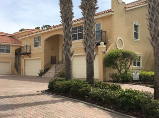 110 Ricardo Way NE APT 7, Saint Petersburg, FL 33704