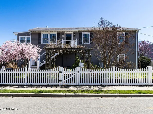 310 Pine Street, Union Beach, NJ 07735