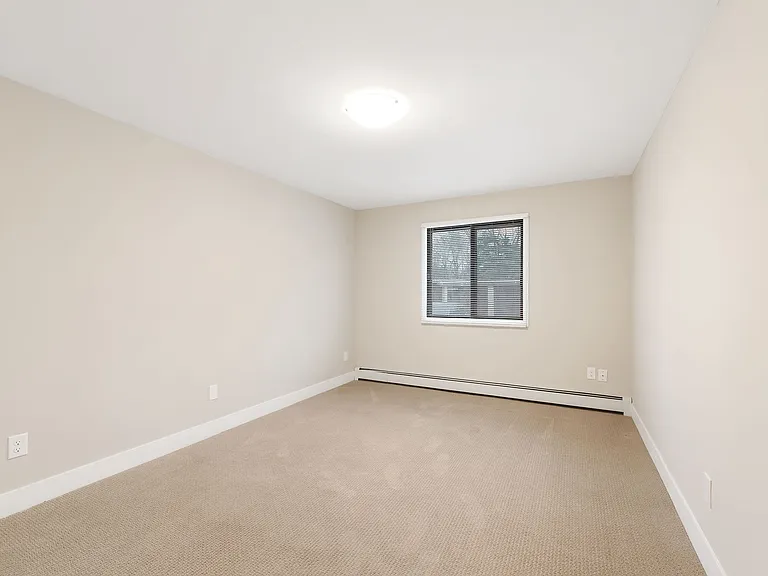 621 Santa Vera Dr — Photo 57