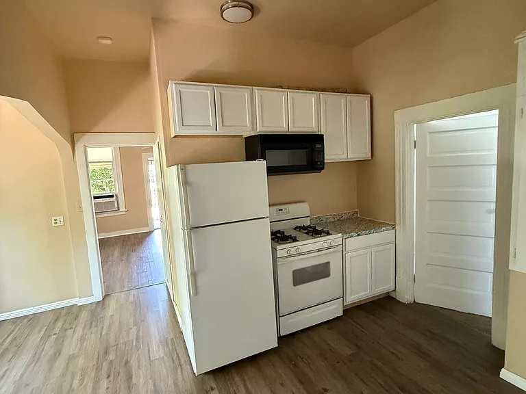 116 Forrest Ave — Photo 14