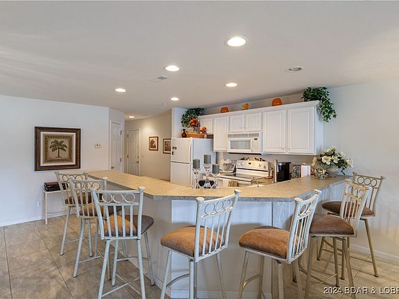 5th image of 316 Cedar Heights Dr #2D
