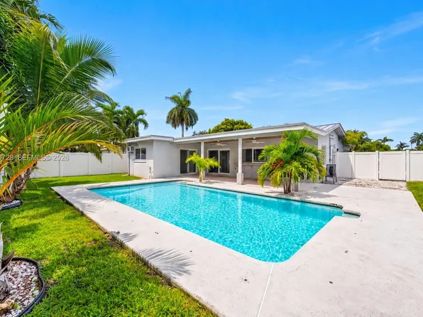 4490 NW 19th Way, Oakland Park, FL 33309