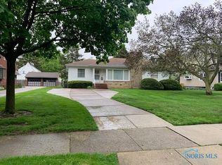 3445 Mapleway Dr, Toledo, OH 43614