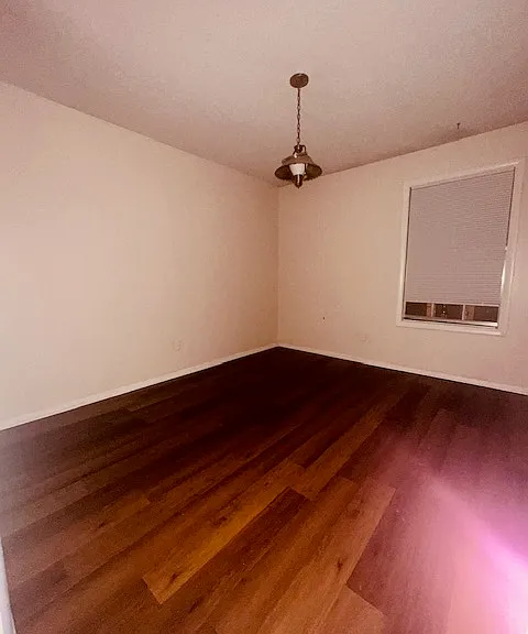 5038 Bryndale Ave — Photo 9