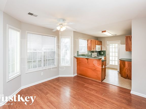 5th image of 1026 Wyndham Ln
