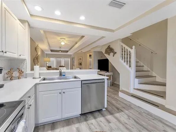 100 Palm Harbor Pkwy