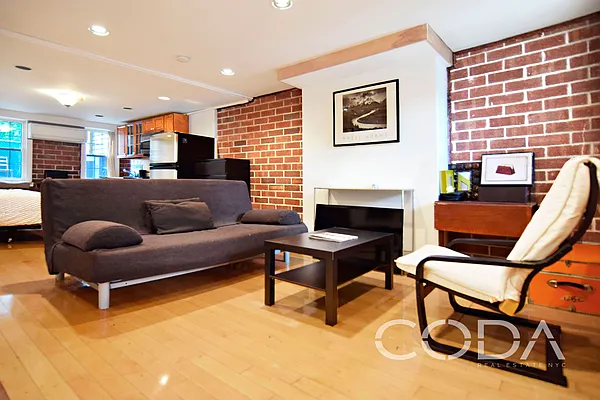 Rented by Coda Real Estate NYC | media 16