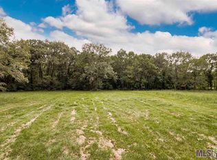 4 E Bayou Narcisse St, Gonzales, LA 70737