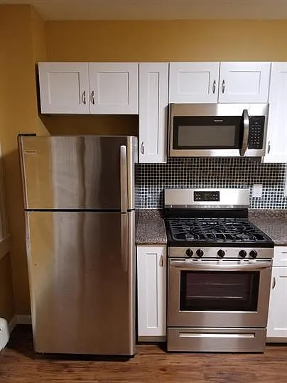 3 bed, 1.5 bath, $1,650 — Photo 4