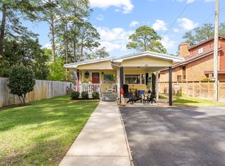 163 Beach Dr, Fort Walton Beach, FL 32547