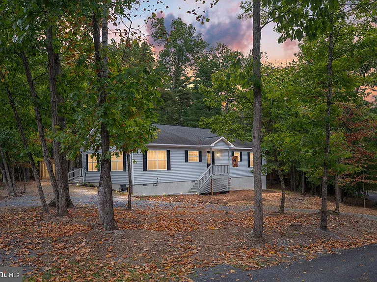 268 Dogwood Dr — Photo 1