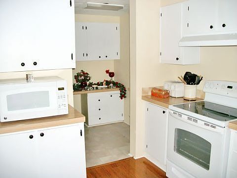 4th image of 1213 Buena Vista Dr